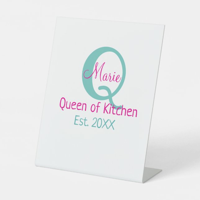 Queen of kitchen monogram green pink simple minima pedestal sign (Front)