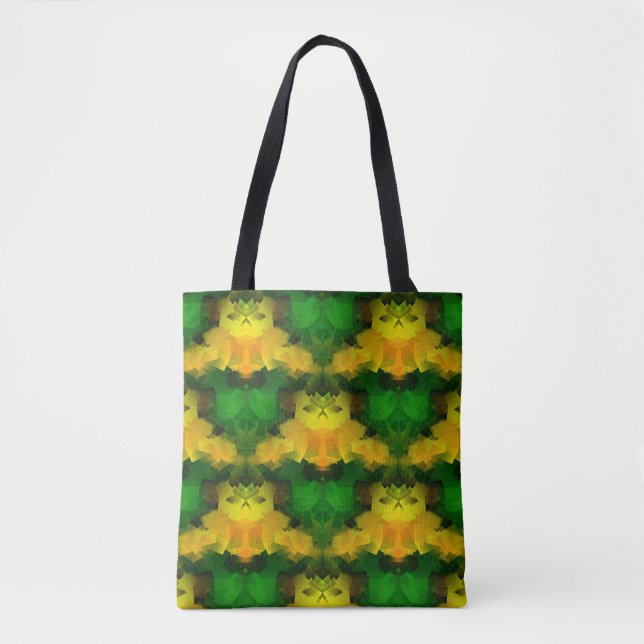 Queen of the Cats..... Tote Bag (Front)