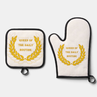 Queen of the daily routine oven mitt & pot holder set