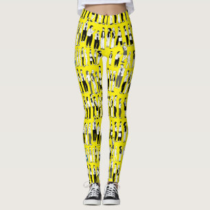Queue, more queue Yellow BG Leggings