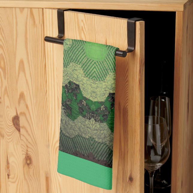 Quilt Green Tea Towel (Thirds Fold)
