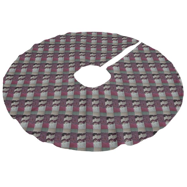 Quilted Weaves Faux Linen Tree Skirt (Angled)