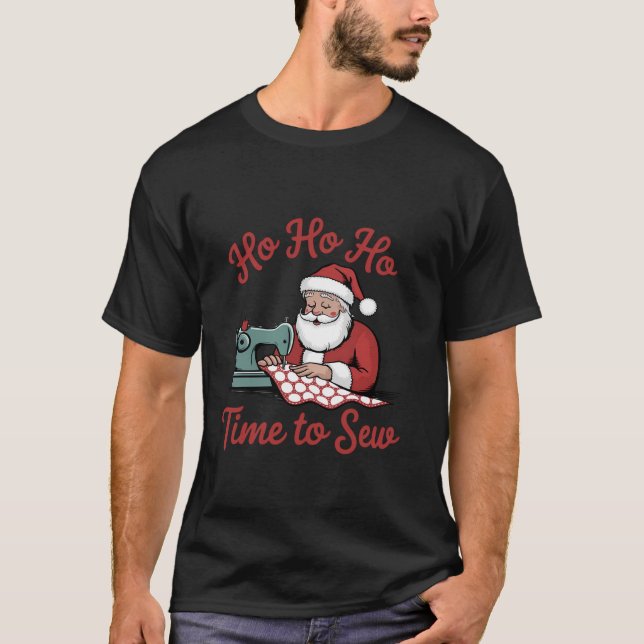 Quilting Christmas Sewing Machine Santa Xmas Holid T-Shirt (Front)