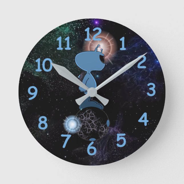 Qwiby's Sphere Rider Round Clock (Front)