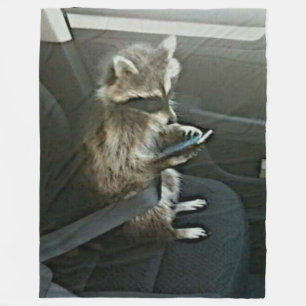 RACCOON FLEECE BLANKET