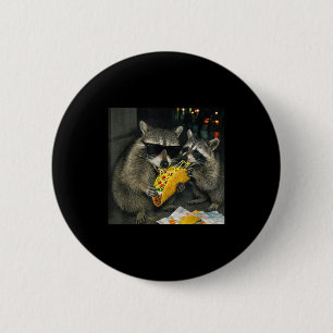 Raccoons eating taco funny trash panda food 6 cm round badge