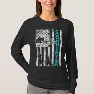 Racoon Hunting Season USA Flag Coon Hunter T-Shirt
