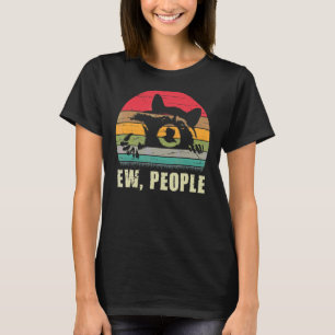 Racoon Retro Vintage Ew People Racoon  Trash Pan T-Shirt