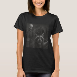 Racoon Selfie With Skeleton Funny Racoon Hallowe T-Shirt