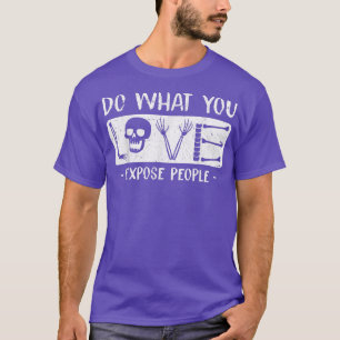 Radiologist Humour Skeleton Xray Radiology T-Shirt