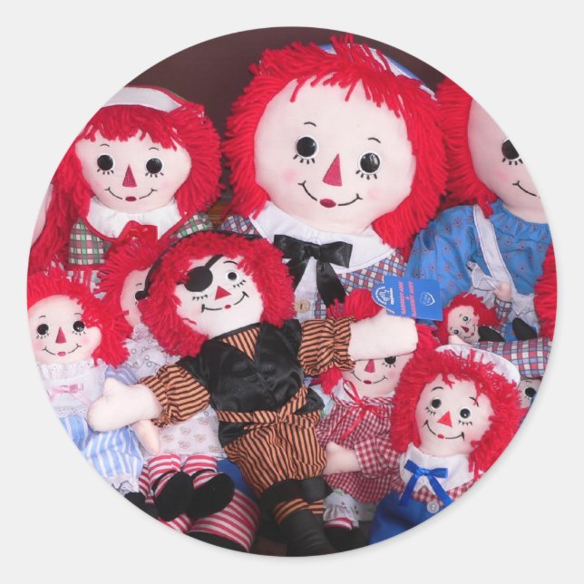 Raggedy Anne Convention Classic Round Sticker (Front)