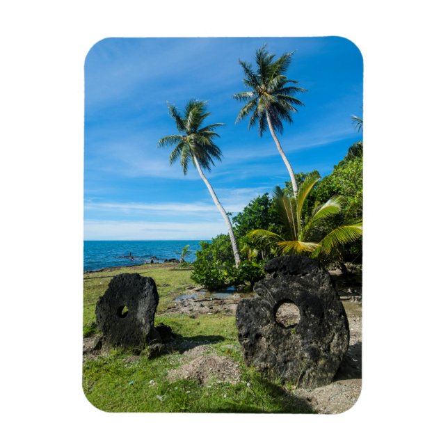 Rai Stones On Yap Island Magnet (Vertical)