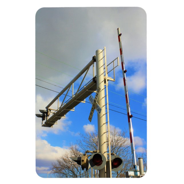 Railroad Crossing With Cantilever Magnet (Vertical)