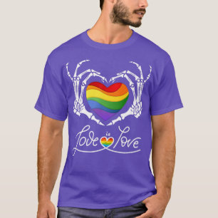 Rainbow Skeleton Heart Love Is Love LGBT Gay Lesbi T-Shirt