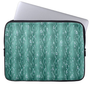 Raindrops on green Metal Laptop Sleeve