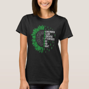 Ramadan Muslim Day Night Praying Arabic Islam Isla T-Shirt