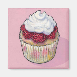 Raspberry cupcake magnet