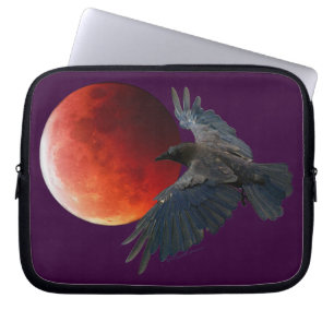 Raven and Eclipsing Moon Laptop Sleeve
