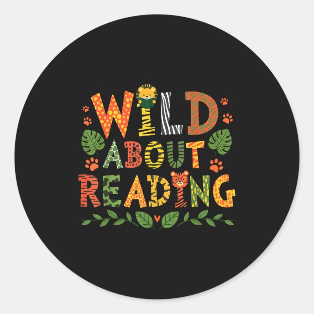 Reading books reader librarian wild animals leopar classic round sticker (Front)