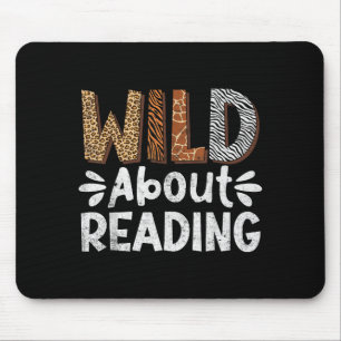 Reading books reader librarian wild animals leopar mouse pad