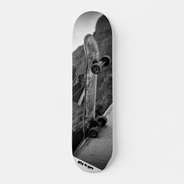 READY TO GO SKATEBOARD (Front)