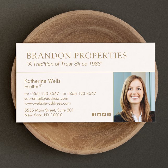 Real Estate Photo Business Card (Creator Uploaded)