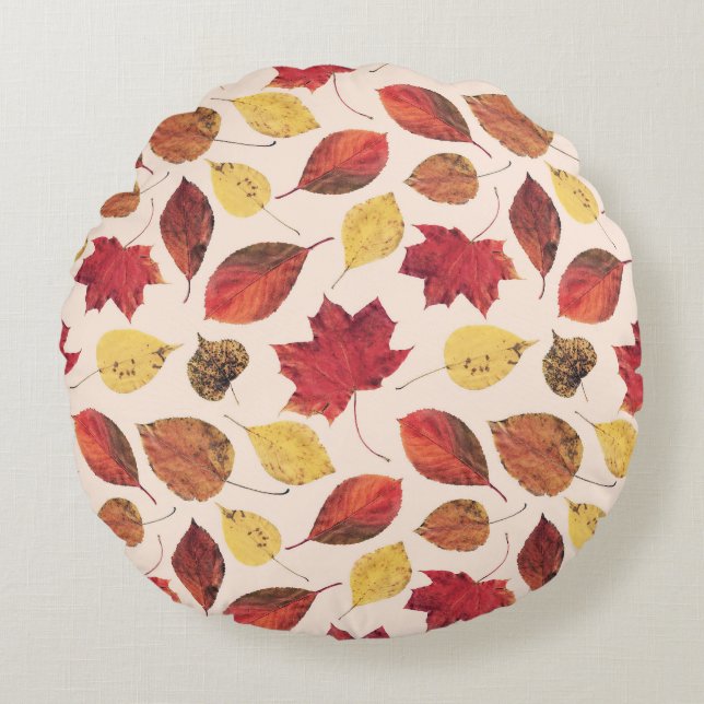 Real leaves photo, unique seamless pattern. round cushion (Front)