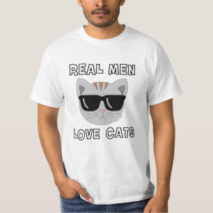 REAL MEN LOVE CATS Guys Cat T-Shirt
