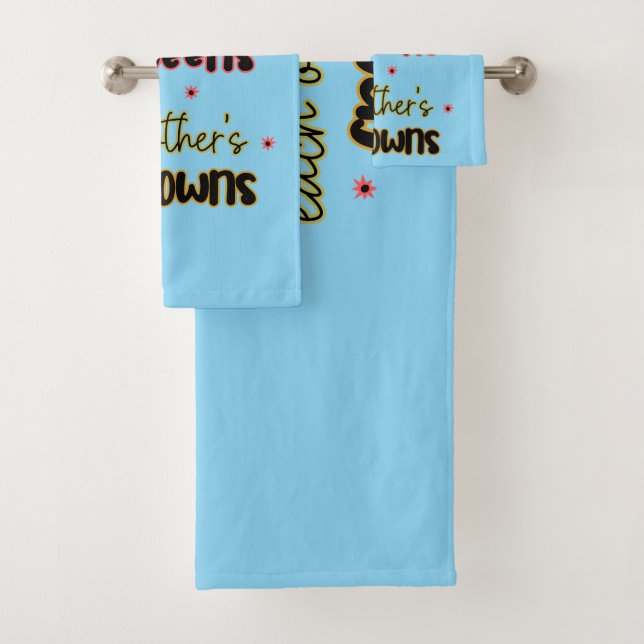 Real Queens Fix Each Other's Crowns Bath Towel Set (Insitu)