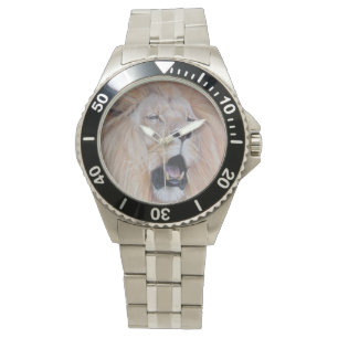 realist wildlife painting of big cat roaring lion watch