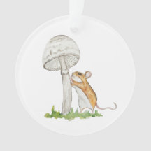 Realistic a funny field mouse and mushroom