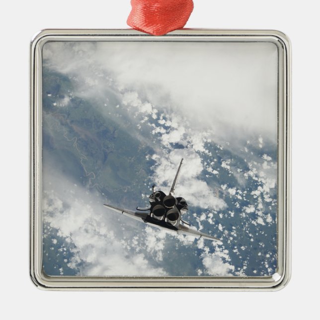 Rear view of the three main engines metal ornament (Front)