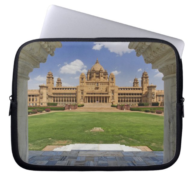 Rear view of Umaid Bhawan Palace hotel, Jodjpur, Laptop Sleeve (Front)
