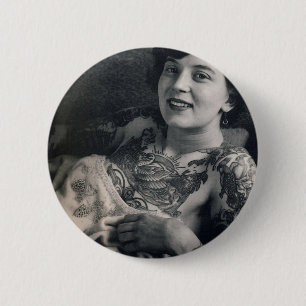 Reclining Tattooed Lady 6 Cm Round Badge