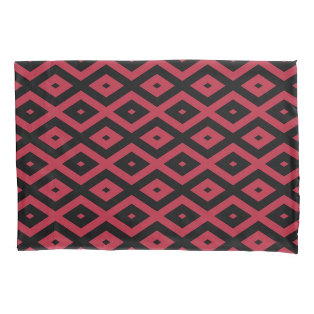 Red and black diamond pattern pillowcase (Front)
