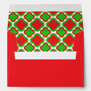 Red and Green Quatrefoil Pattern Christmas Envelope