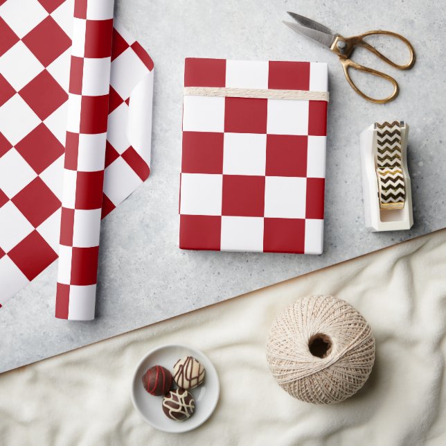 Red and White Chequerboard Wrapping Paper (Crafts)