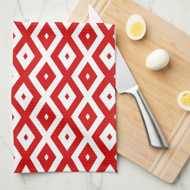 Red and white diamond pattern tea towel (Quarter Fold)