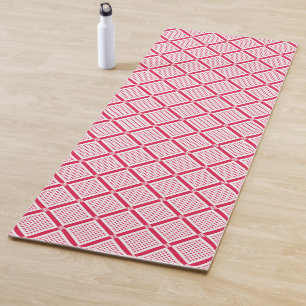 Red and white geometric checkered pattern retro yoga mat