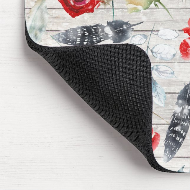 Red And White Roses Feathers Wood Pattern Mouse Pad (Corner)