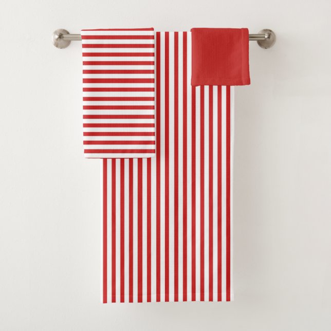 Red and White Stripes Bath Towel Set (Insitu)