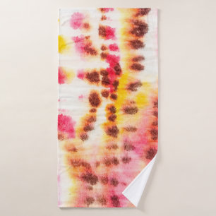 Red Artistic Dirty. Tie Dye Texture. Gray Brush Pa Bath Towel