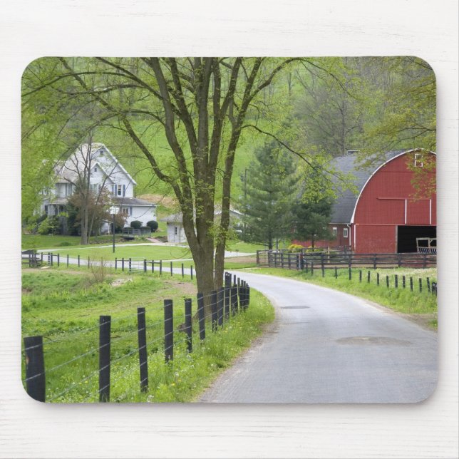 Red barn and farm house near Berlin, Ohio. Mouse Pad (Front)