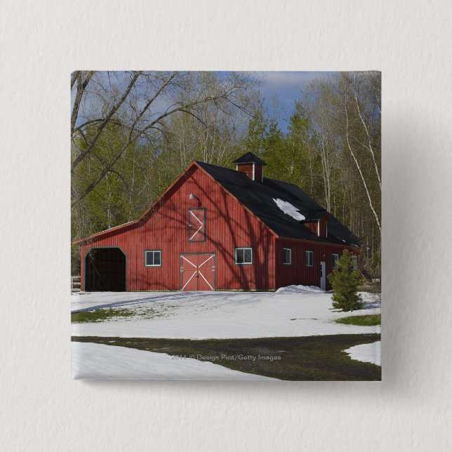 Red Barn In Winter 15 Cm Square Badge (Front)
