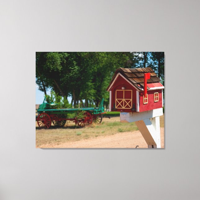 Red Barn Mailbox Canvas Print (Front)