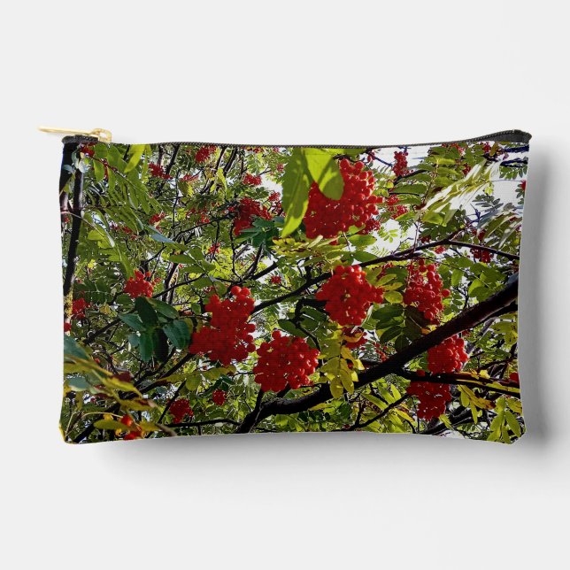 Red berries  accessory pouch (Front)