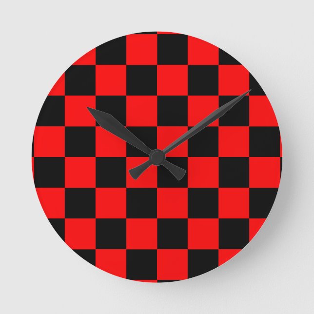 Red Black Chequered Check Pattern Round Clock (Front)