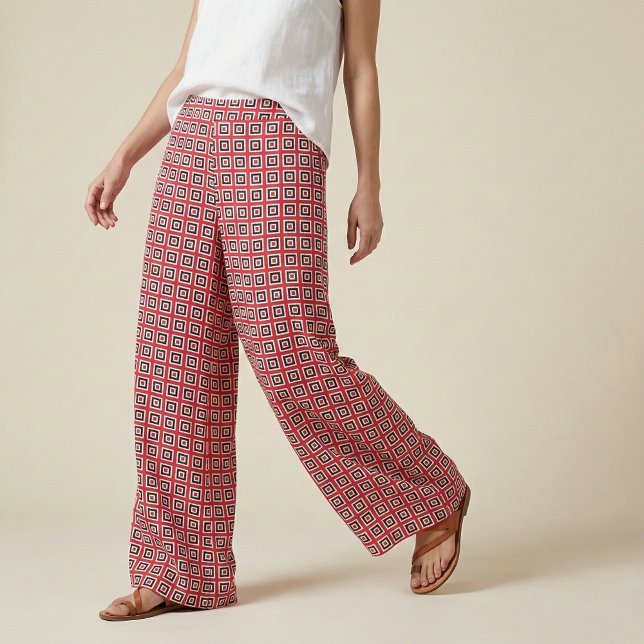 Red & Black Modern Trendy Geometric Pattern Fabric (Creator Uploaded)