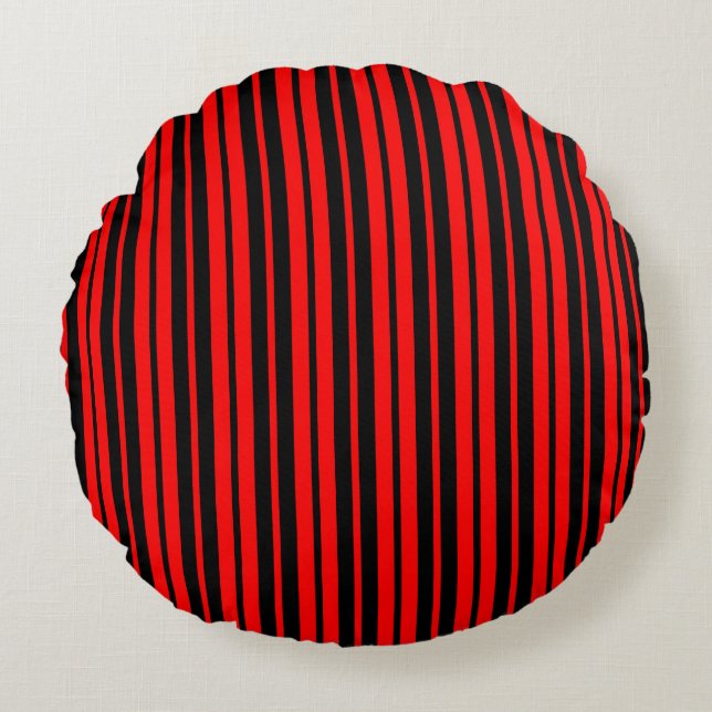 Red Black Vertical Stripes Pattern Round Cushion (Front)