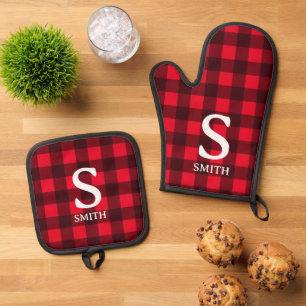 Red buffalo plaid custom monogram oven mitt & pot holder set